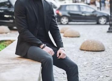 Suit Là Gì? Khám Phá Bí Mật Bộ Suit – Biểu Tượng Của Phong Cách Lịch Lãm